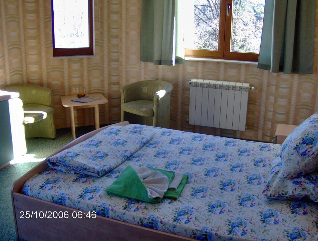 Family Hotel Emaly 1 Bankya Habitación foto